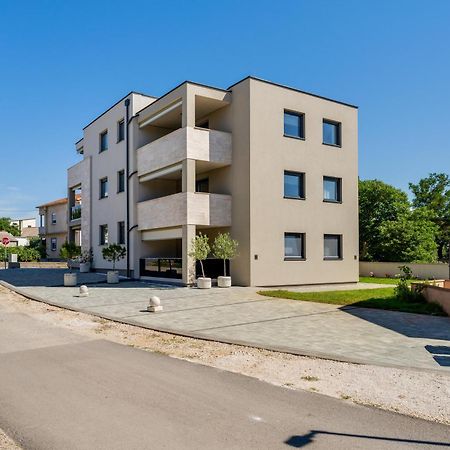 Salt Bloom Apartments Nin Exterior foto