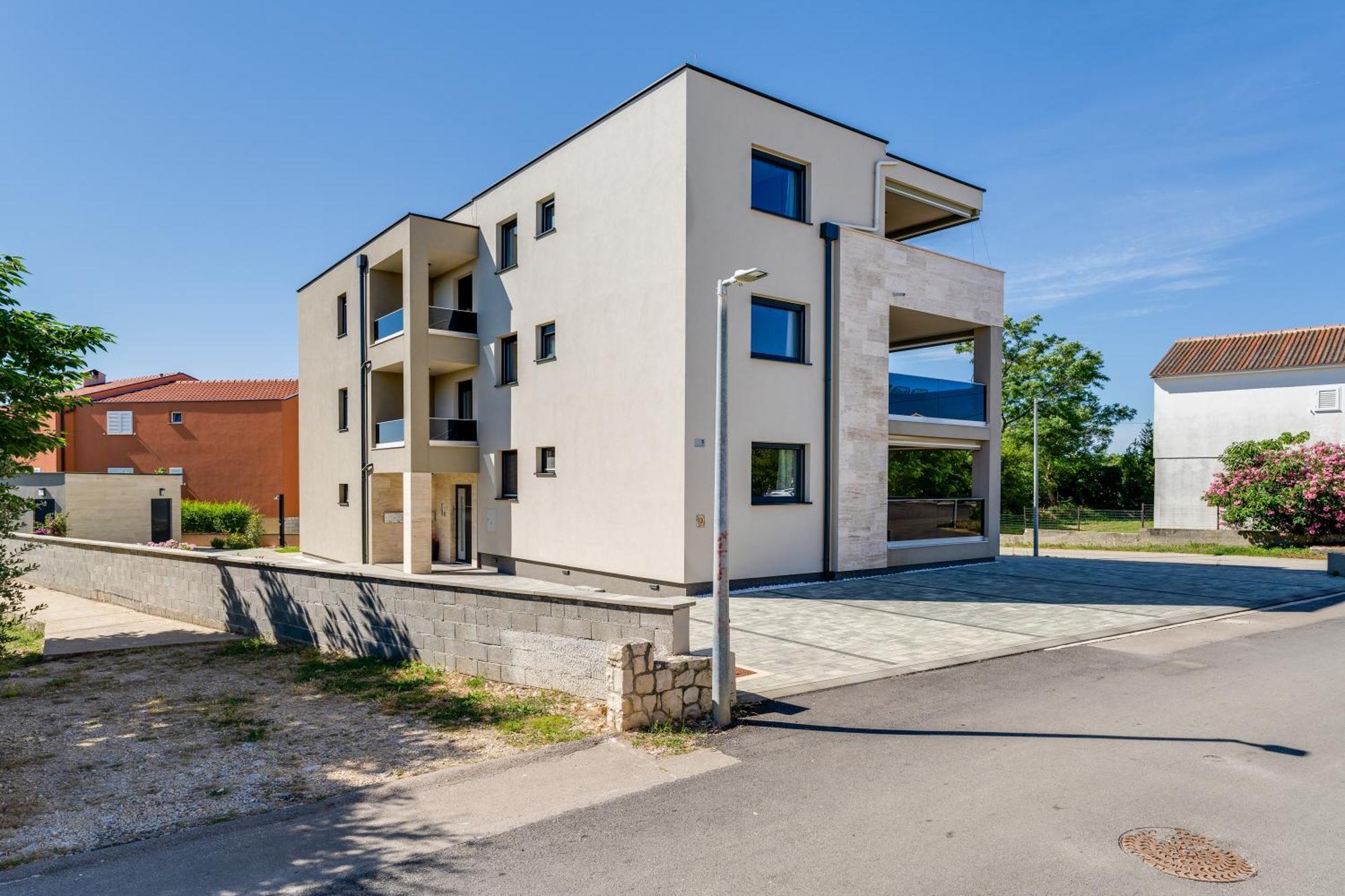 Salt Bloom Apartments Nin Exterior foto